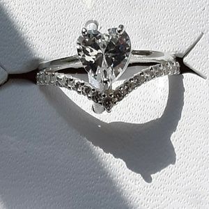 Ring (TEMPORARY PRICE)